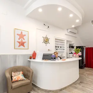 https://corallo-follonica.it-tuscanyhotel.com